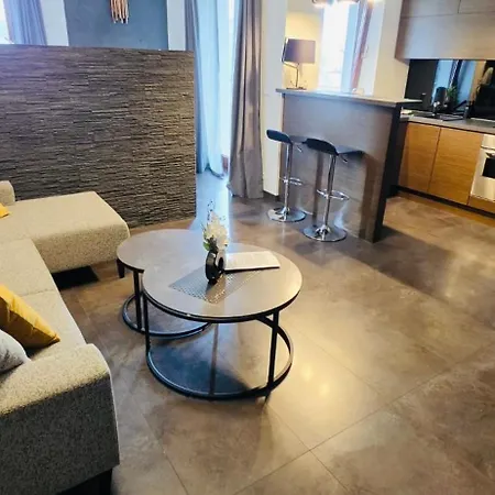 Blue Angel, Park Free Apartment